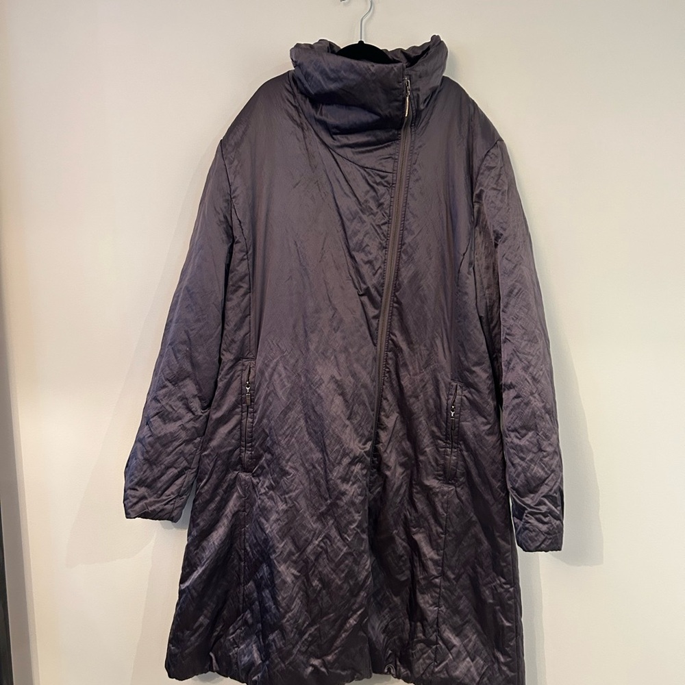 JUNGE Jacket in Metallic Purple